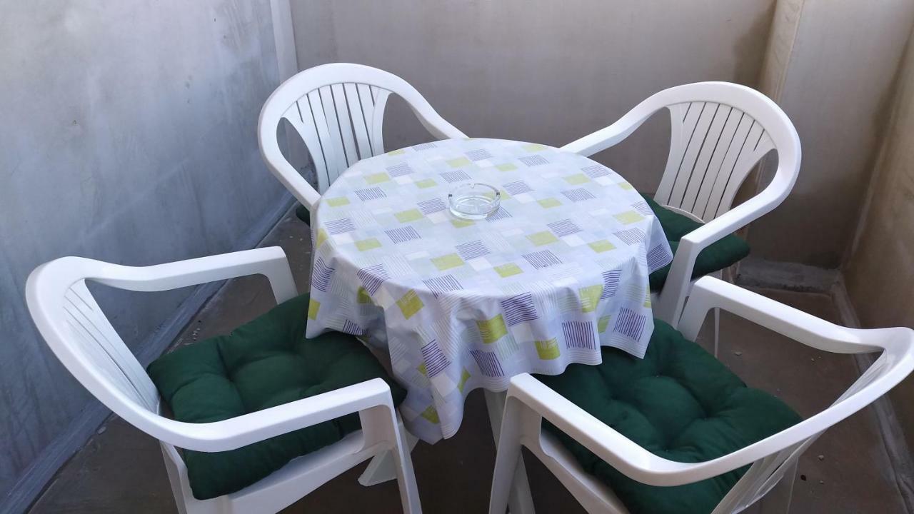 Apartments Booky Новаля Екстериор снимка